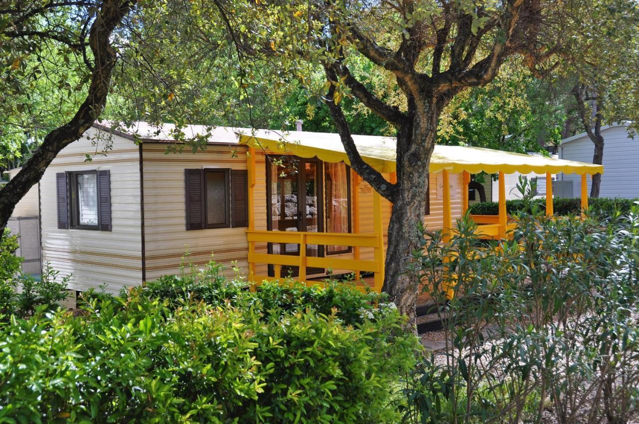 Greenchalets Roquebrune Sur Argens Buitenkant foto