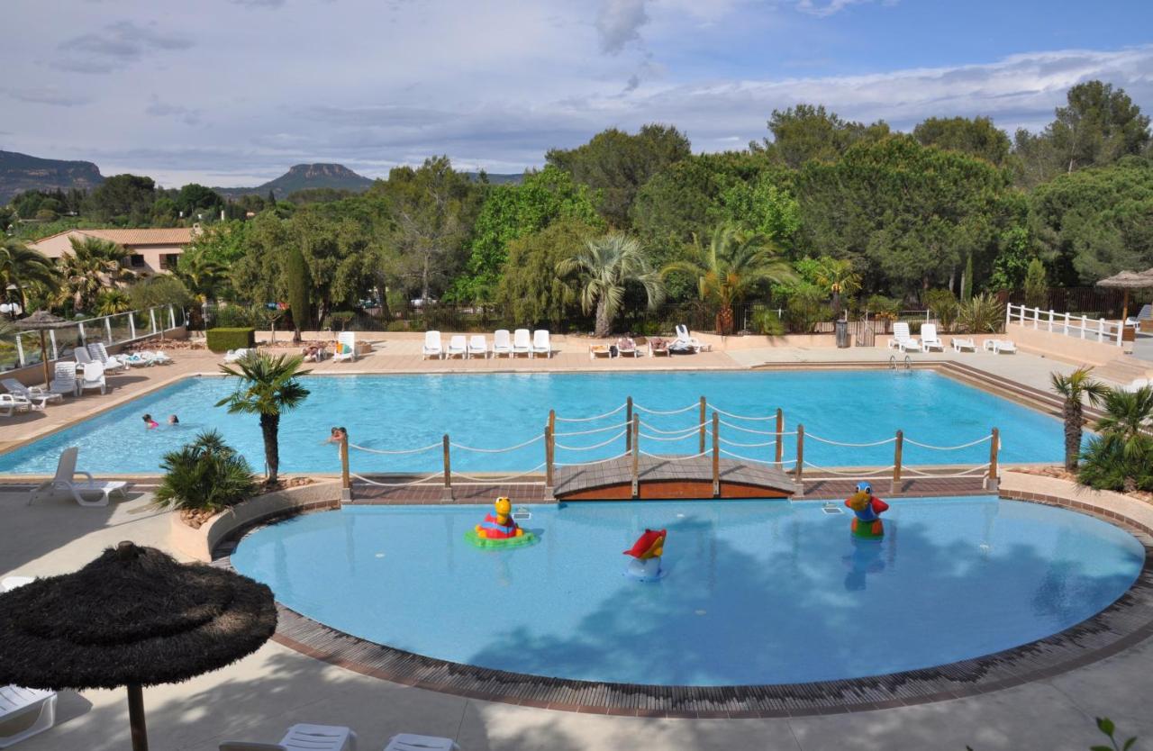 Greenchalets Roquebrune Sur Argens Buitenkant foto